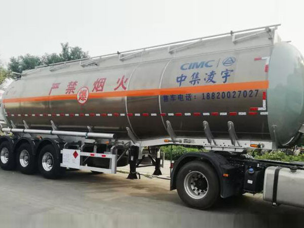 現(xiàn)場(chǎng)收獲多臺(tái)意向，中集凌宇高端液罐車遼寧受青睞