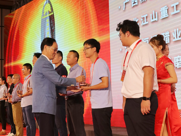 第二屆中國(guó)工業(yè)微電影大賽揭曉 中集車輛喜獲金獎(jiǎng)