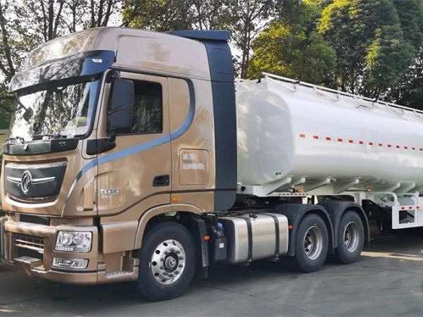 30臺凌宇罐車出口非洲，降本增效看得見！