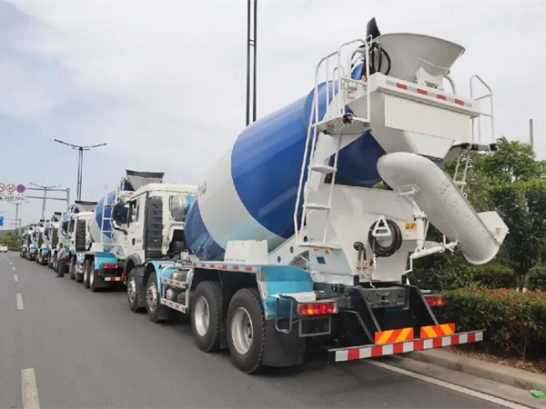 夏日炎炎，凌宇超甜！60臺“藍胖子”奔赴華南