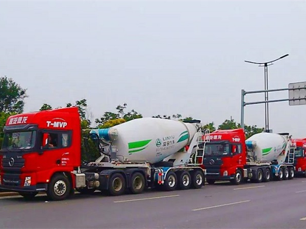 天氣炎熱，交付火熱，中集凌宇半掛攪拌車實(shí)力圈粉，“熱度”不減！