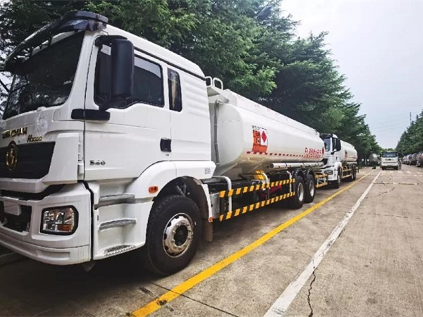 海外發(fā)車！中集凌宇實(shí)力交付，“量身定制”贏得市場(chǎng)贊譽(yù)！